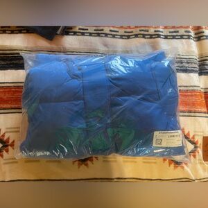 Amazon Essentials Blue Puffer 1pc snowsuit (Packaged) men’s size small